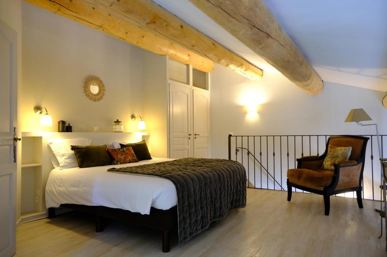 Domaine Le Bois Des Dames Panzió Chantemerle-lès-Grignan Kültér fotó