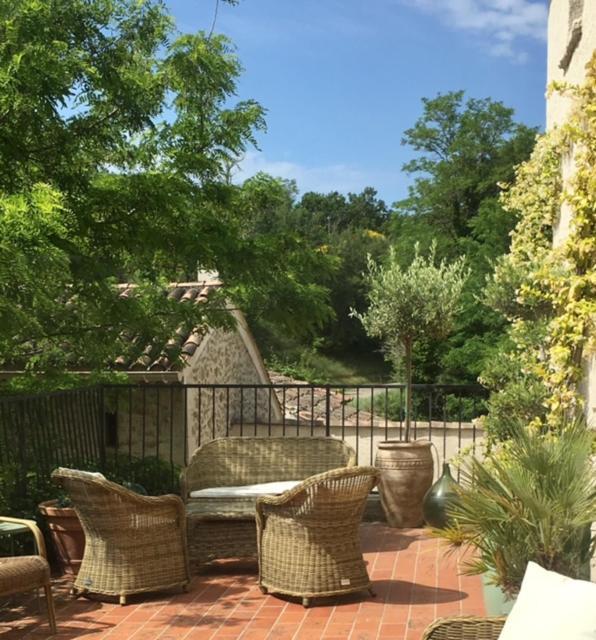 Domaine Le Bois Des Dames Panzió Chantemerle-lès-Grignan Kültér fotó