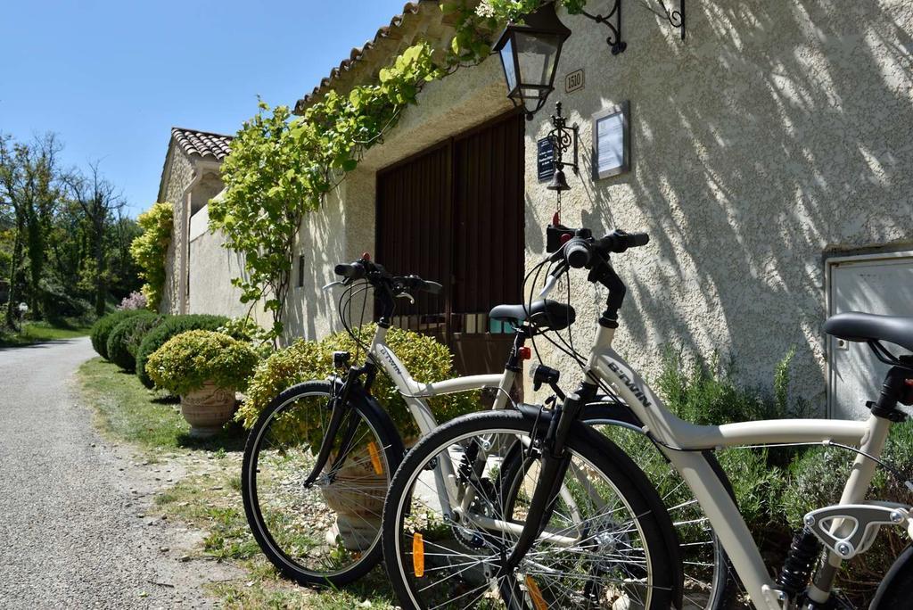 Domaine Le Bois Des Dames Panzió Chantemerle-lès-Grignan Kültér fotó